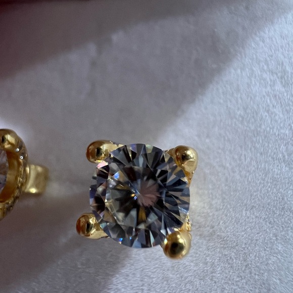 2ct moissanite stud earrings, yellow gold, item 040 - Picture 8 of 11